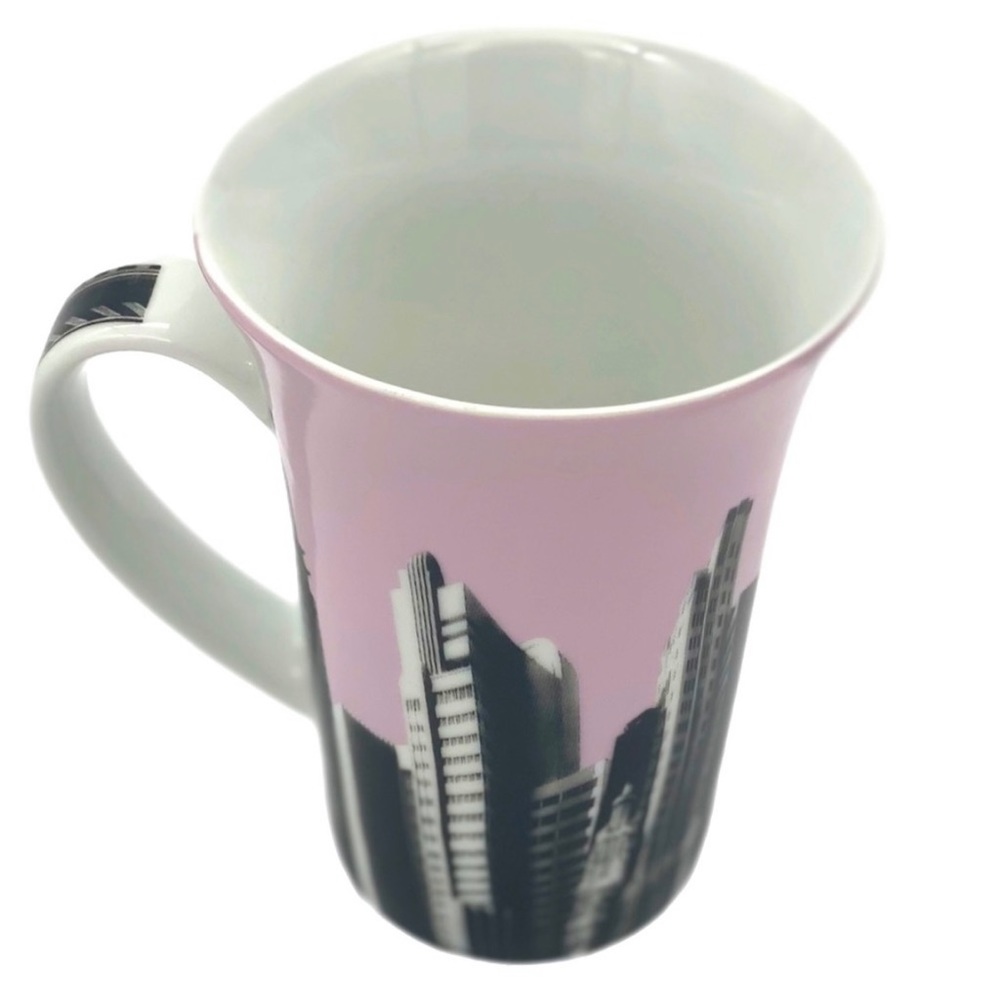 Audrey Hepburn Paul Cardew Manhattan Cafe Tea Cup Breakfast at Tiffany's - Picture 3 of 7